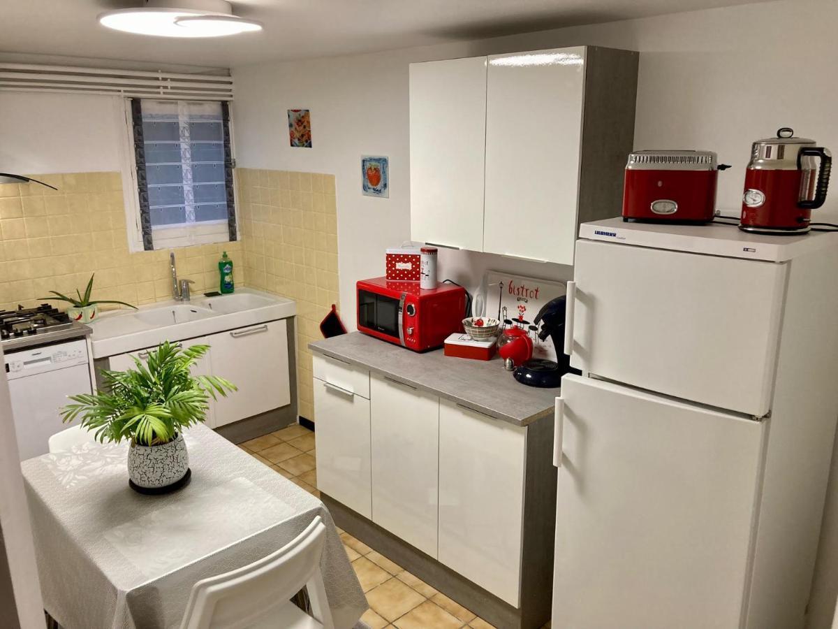 Appartement T2 Independant Dans Maison Individuelle Bidos Екстериор снимка